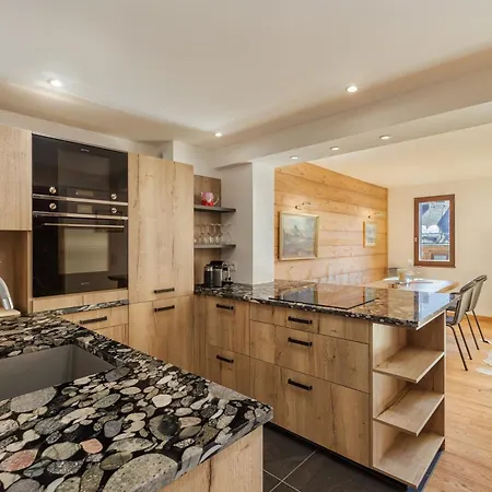 Apartman La Perseverance 12 - Happy